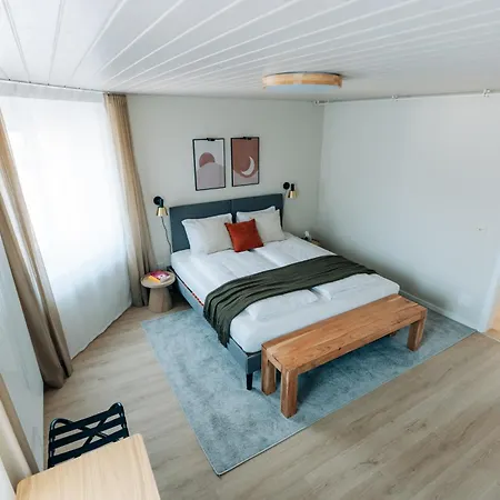 Grand Host 2 -130 Sqm Free Parking & Near Congress Centre
