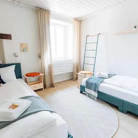 Grand Host 2 -130 Sqm Free Parking & Near Congress Centre Lägenhet *